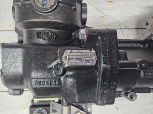 AIR COMPRESSOR WITH CLUCH MAN EEV 51.54000 9152 K169262X04 03 e1749553566536