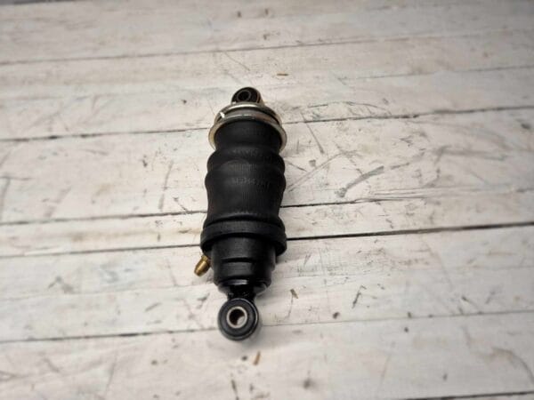 CAB SCHOCK ABSORBER MAN F2000 81417226051 2000 01 min