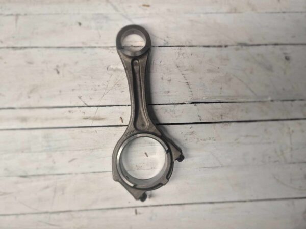 CONNECTING ROD MAN D2676 51024006151 6151 02 min rotated 1 e1752567947255