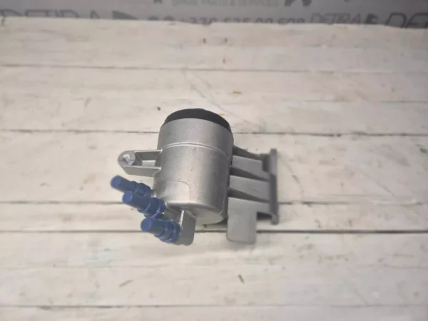 FUEL FILTER HOAUSING VOLVO FH4