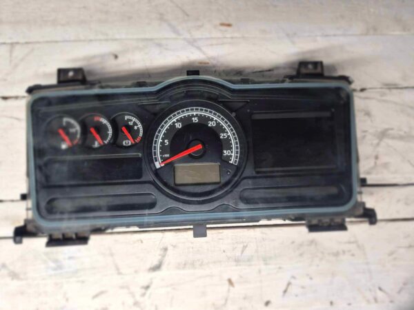 INSTRUMENT CLUSTER RENAULT 7420977592 2010 01 e1752778619319
