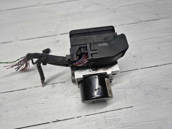 ABS PUMP MERCEDES BENZ A2044313812