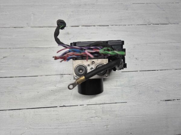 ABS PUMP MERCEDES BENZ A2044313812