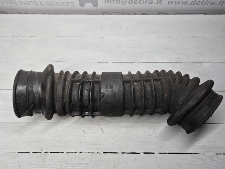 AIR INTAKE HOSE MERCEDES BENZ 6735280582
