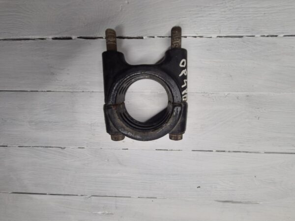anti roll bar bracket 81437183044 01