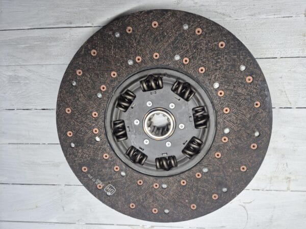 cluch disk man 1878003657 250107 hammer 02