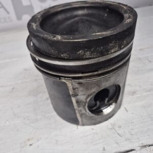 DAF XF95 430 PISTON 130122
