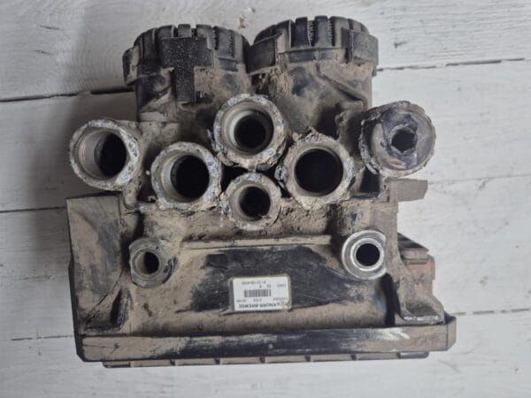 MAN TGX EURO5 EBS MODULATOR REAR 81251066050