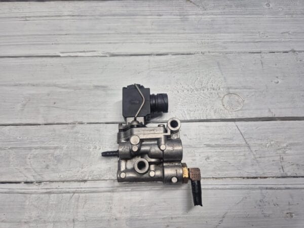 egr solenoid valve 51521600013 03