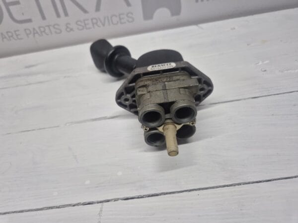 hand brake valve renault magnum premium 5010422399 02