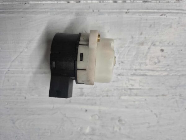 IGNITION SWITCH MAN 81255016035