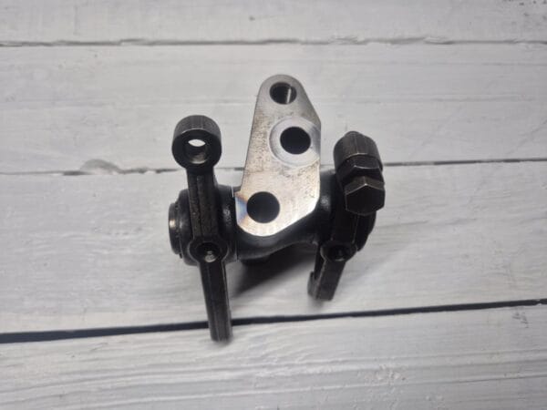 rocker arm 1369066 02