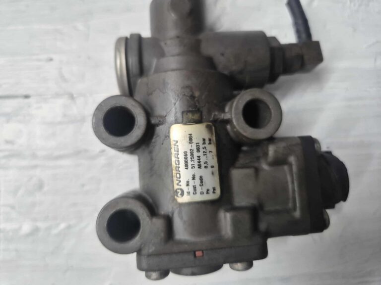 SOLENOID VALVE MAN 51259020084