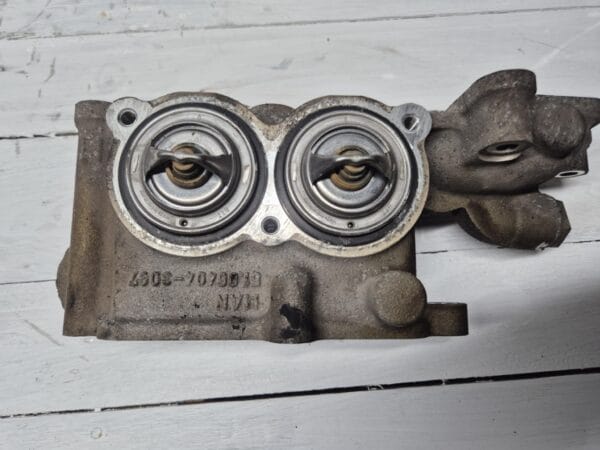 thermostat housing tgx euro5 51064040110 01