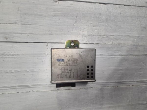 wash wipe relay 81259070103 01
