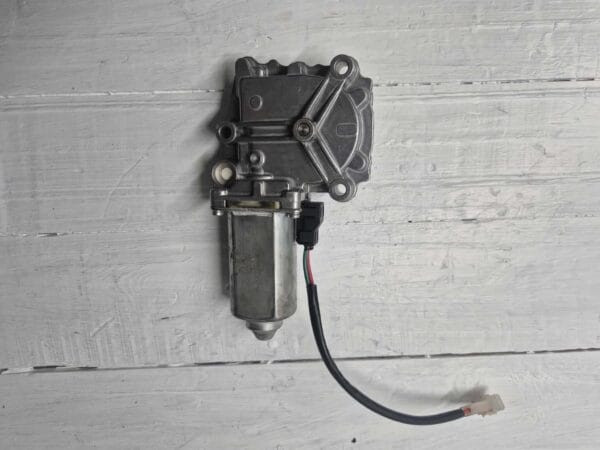 WINDOW REGULATOR MOTOR RIGHT VOLVO SCANIA 0536005502