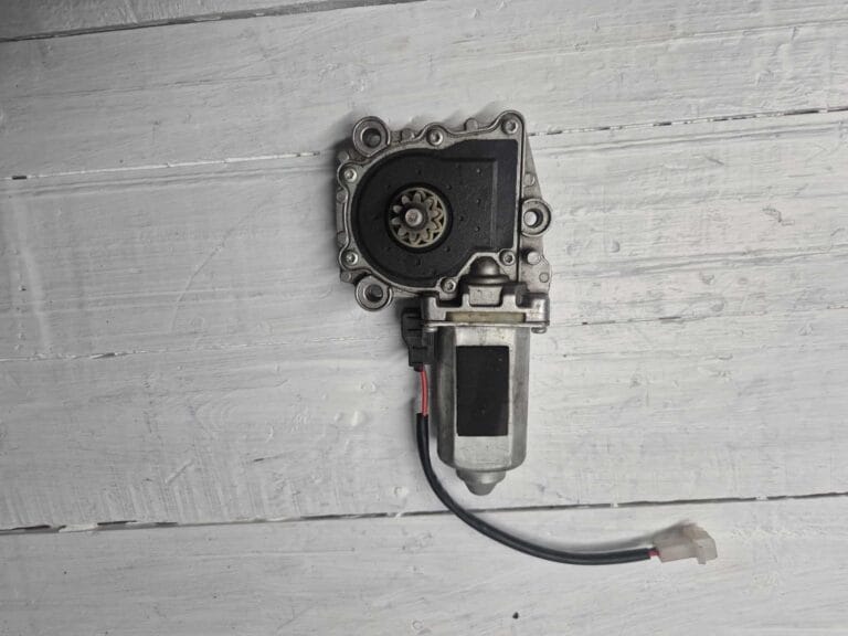 WINDOW REGULATOR MOTOR RIGHT VOLVO SCANIA 0536005502