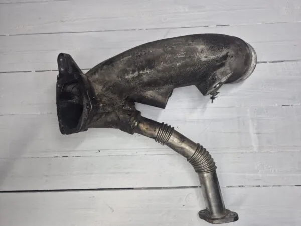 MAN IV AIR INLET PIPE 51094113633
