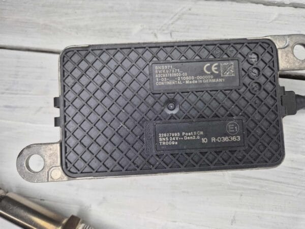 NOX SENSOR VOLVO 22827993