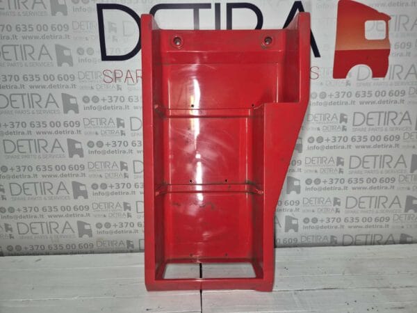RED FOOTBOARD RENAULT MAGNUM 5000936