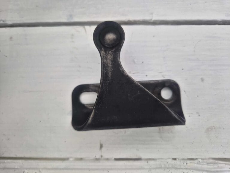 SUPPORT VOLVO 20728004