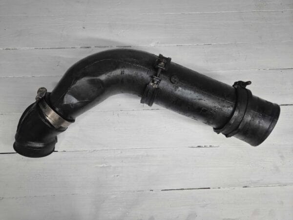 TURBOCHARGER INTAKE PIPE MERCEDES BENZ 3660982501