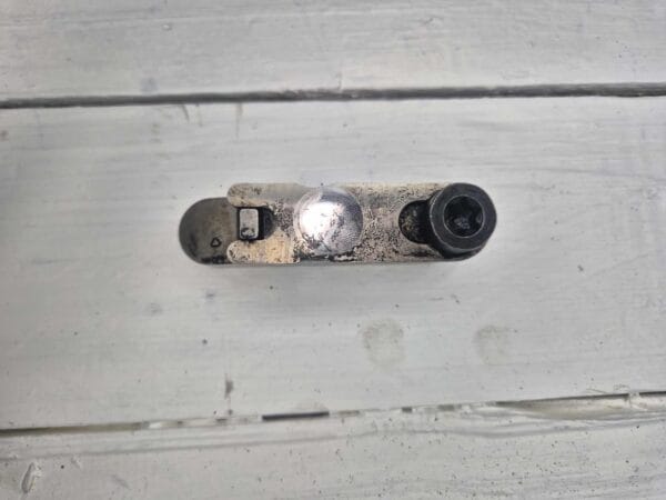 VALVE BRIDGE VOLVO 20509561