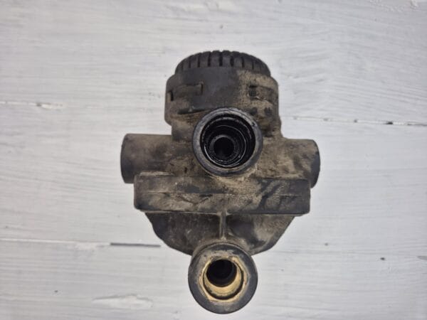 wabco relay valve 9730060030 03