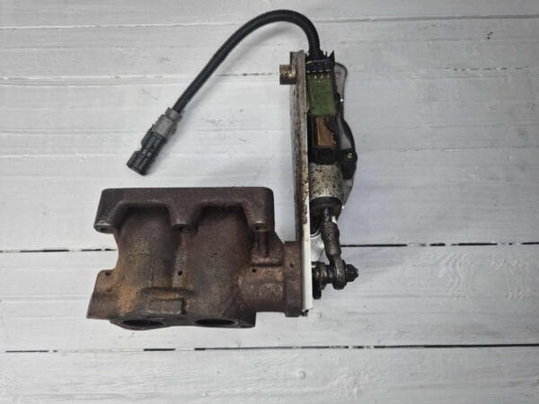 THROTTLE PLATE BOOT LID EGR MAN