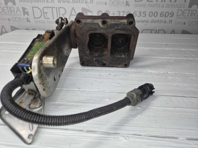 THROTTLE PLATE BOOT LID EGR MAN