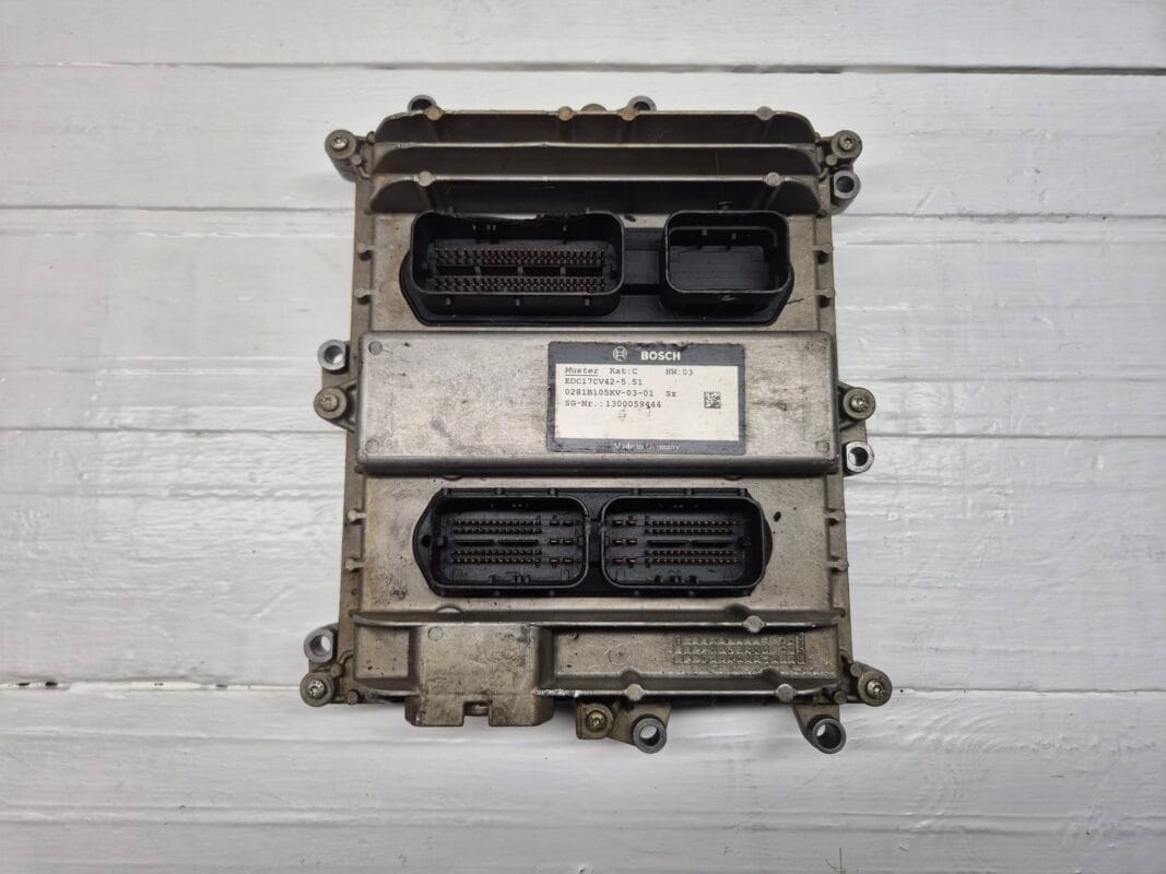 ENGINE CONTROL UNIT ECU MAN EDC17CV42-5.51 EDC17CV42