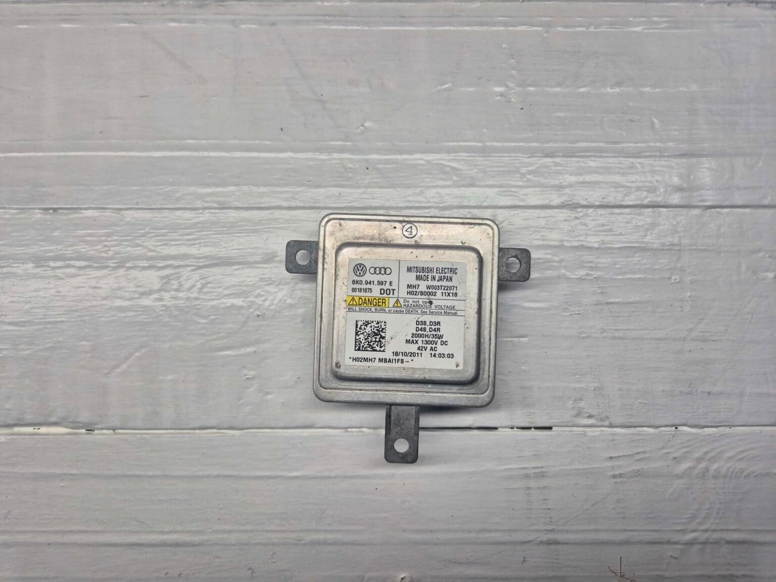 MITSUBISHI ELECTRIC XENON BLOCK W003T22071 8K0941597E