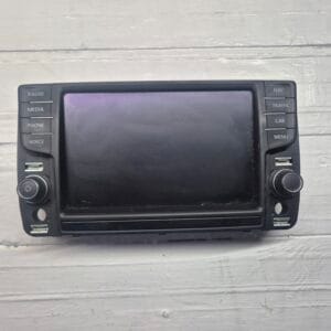 VOLKSWAGEN PASSAT B8 RADIO CD GPS DISPLAY 5G0919606