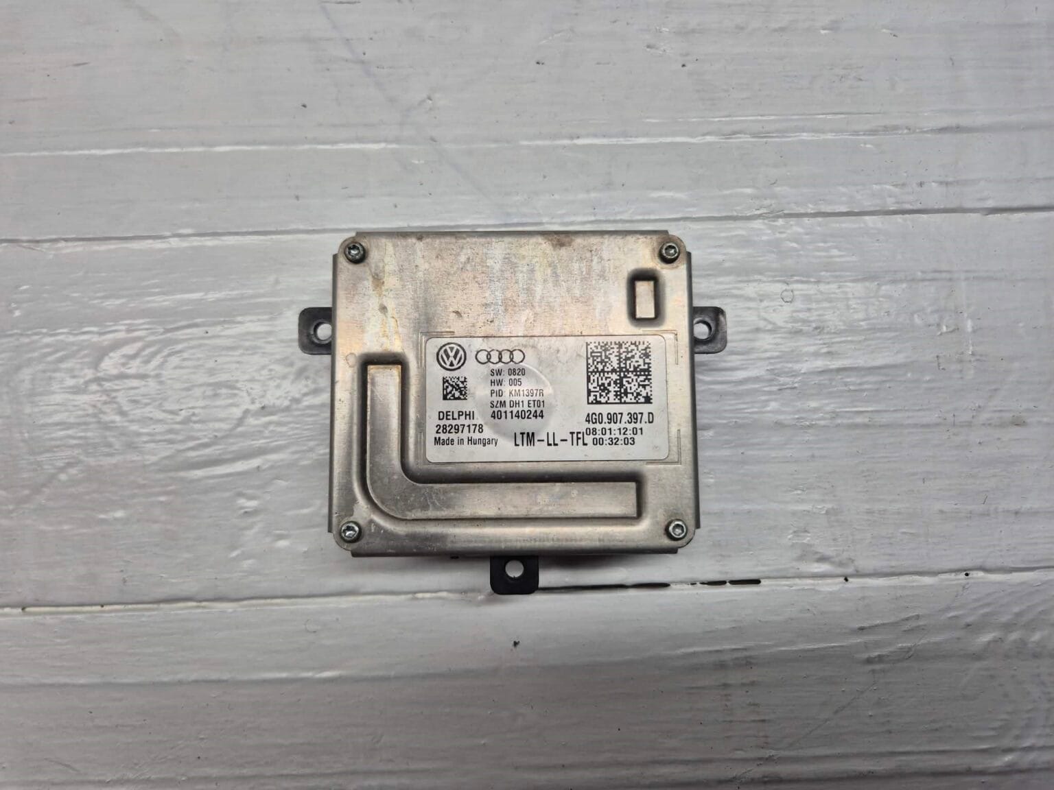 XENON HEADLIGHT BALLAST MODULE AUDI VW 401140244 28297178 4G0907397D |