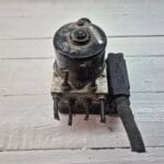 VW TUAREG ABS PUMP 2006