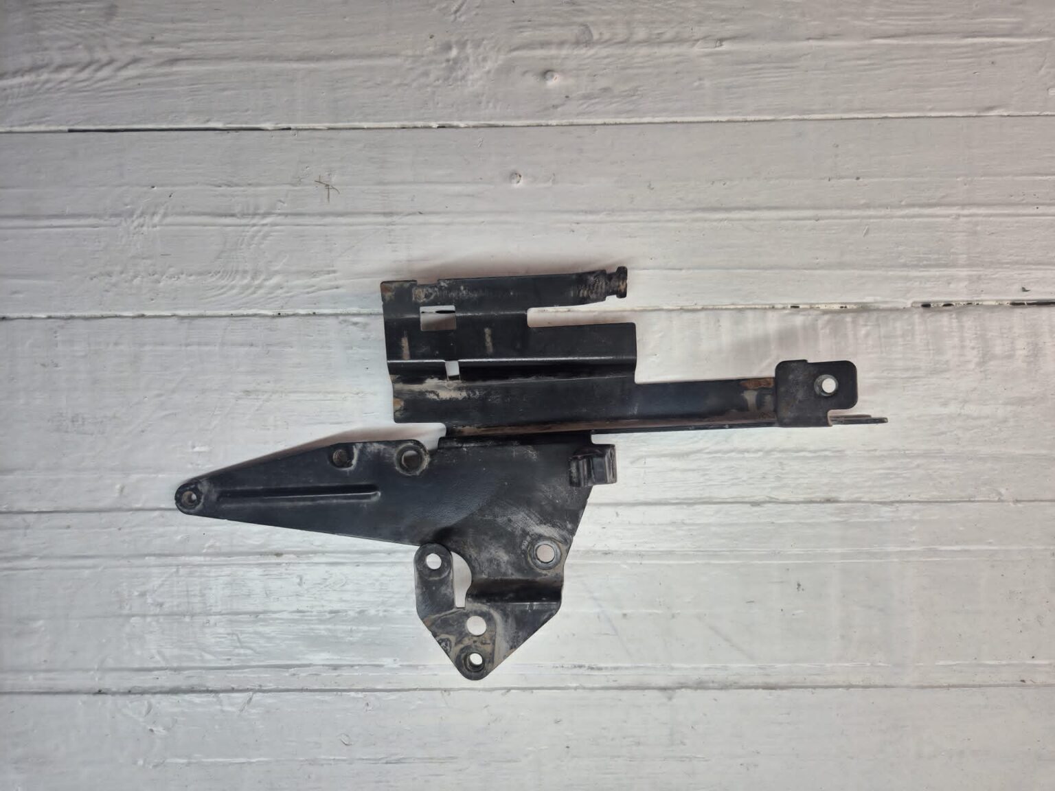 MAN TGX EURO 6 BRACKET 51066405030 01 |