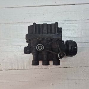 USED ECAS VALVE 4728800300