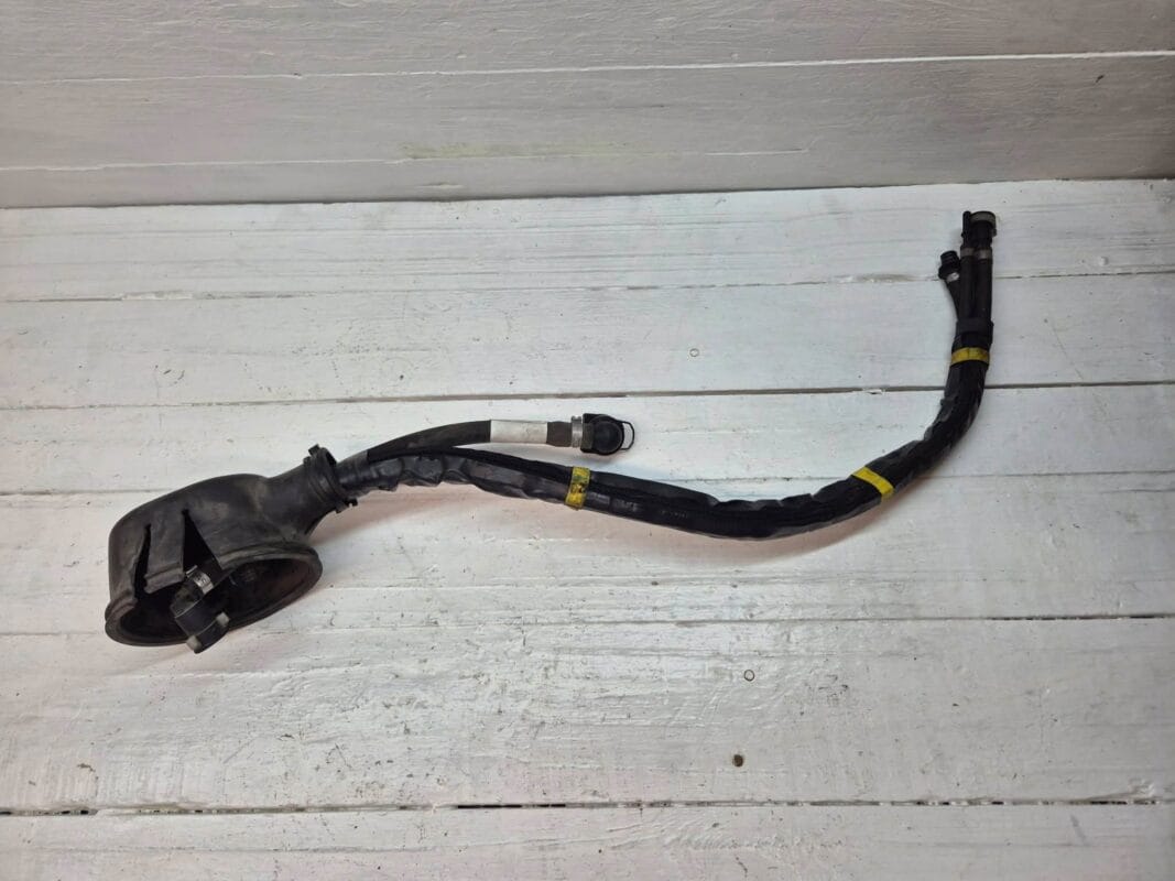 MAN TGX ADBLUE PIPING SET 81154006093 01 |
