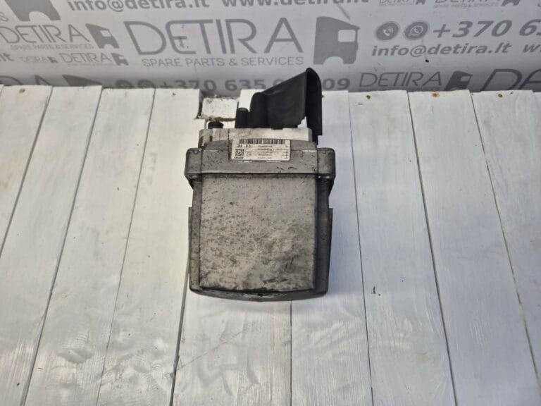 ADBLUE DOSING PUMP MAN TGX EURO6 -81154036138
