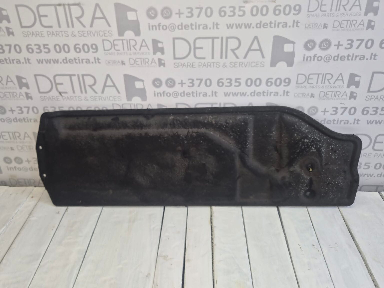 NOISE INSULIATION LH MAN TGX E6 81192200957 02 |
