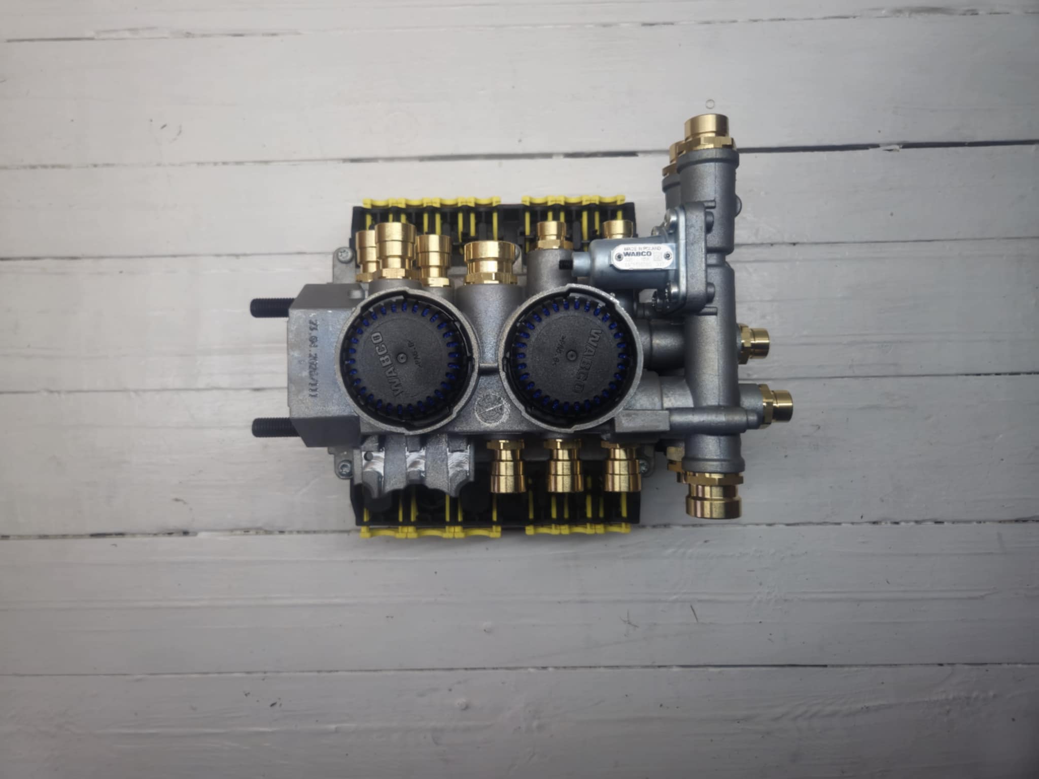 WABCO-EBS-MODULATOR-4801020630-01 WABCO EBS MODULATOR TEBS