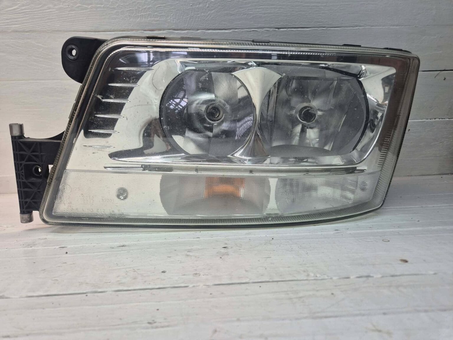 man headlight lh