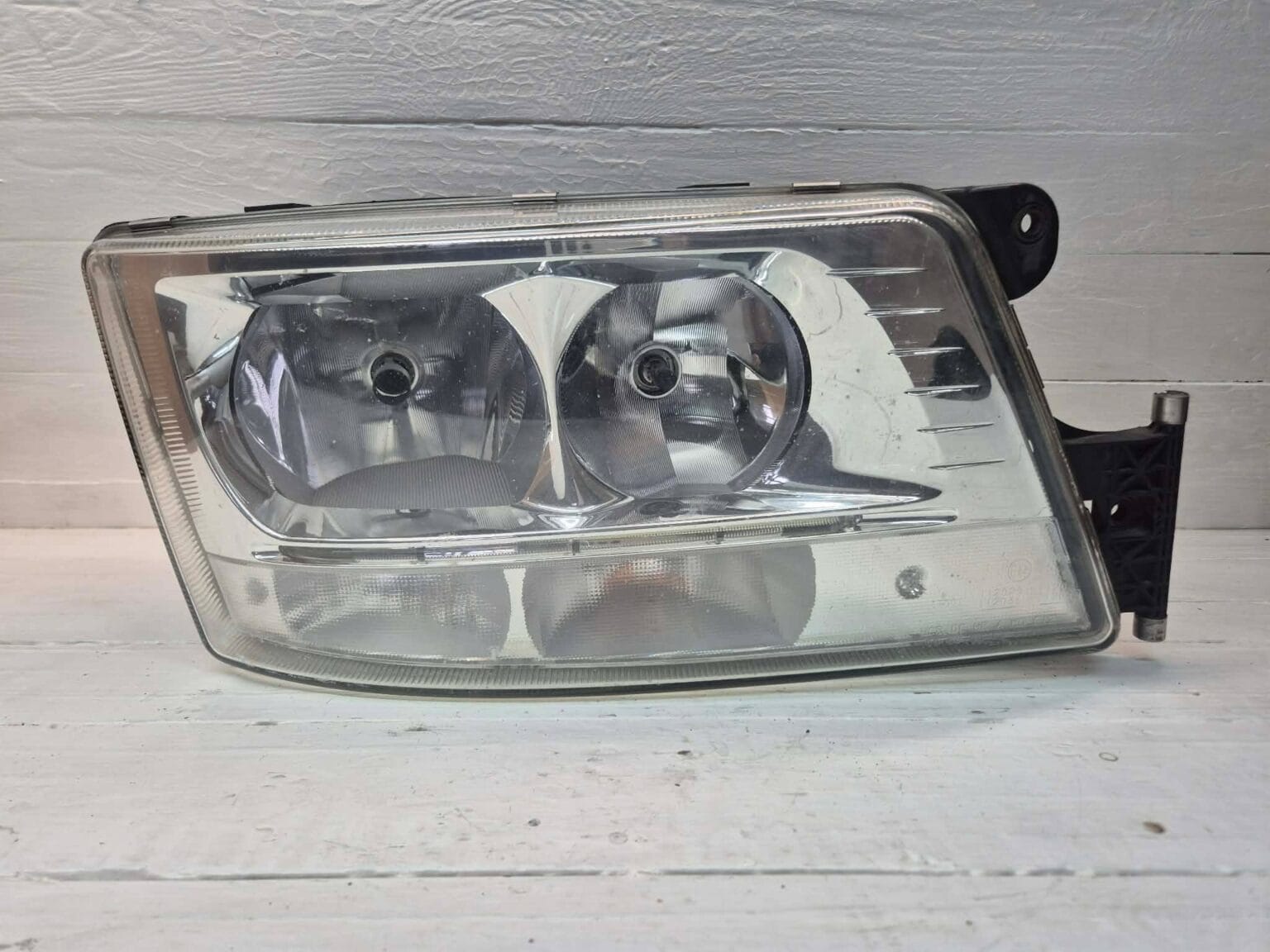 MAN HEADLIGHT EURO6 RH