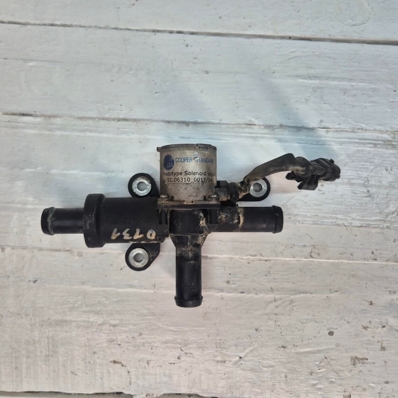 COOLANT VALVE MAN TGX