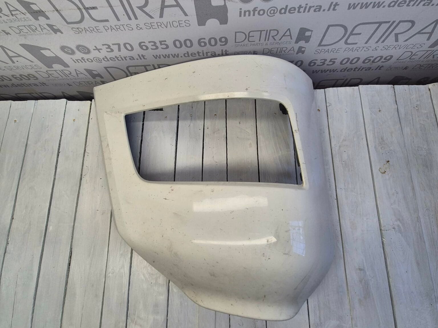 MAN RGX HEADLIGHT COVER