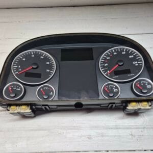 MAN TGX EURO6 INSTRUMENT CLUSTER