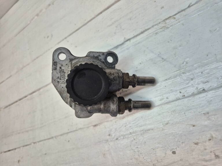 MAN TGX EURO 6 FUEL HAND PUMP