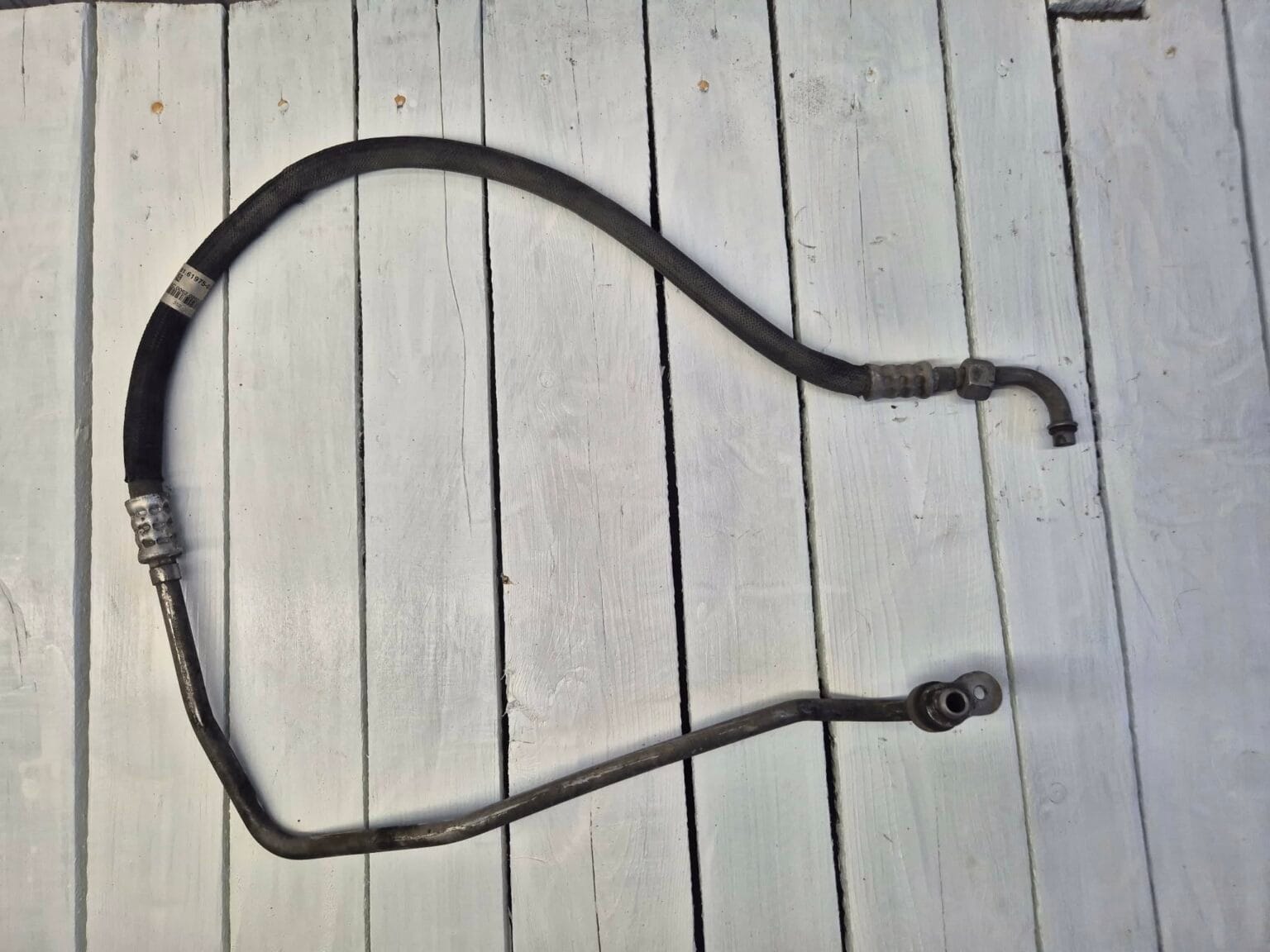 MAN AIR CONDITIONING PIPE