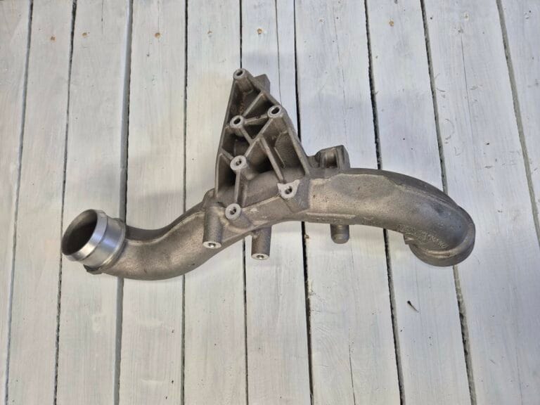 MAN TGX COOLANT PIPE