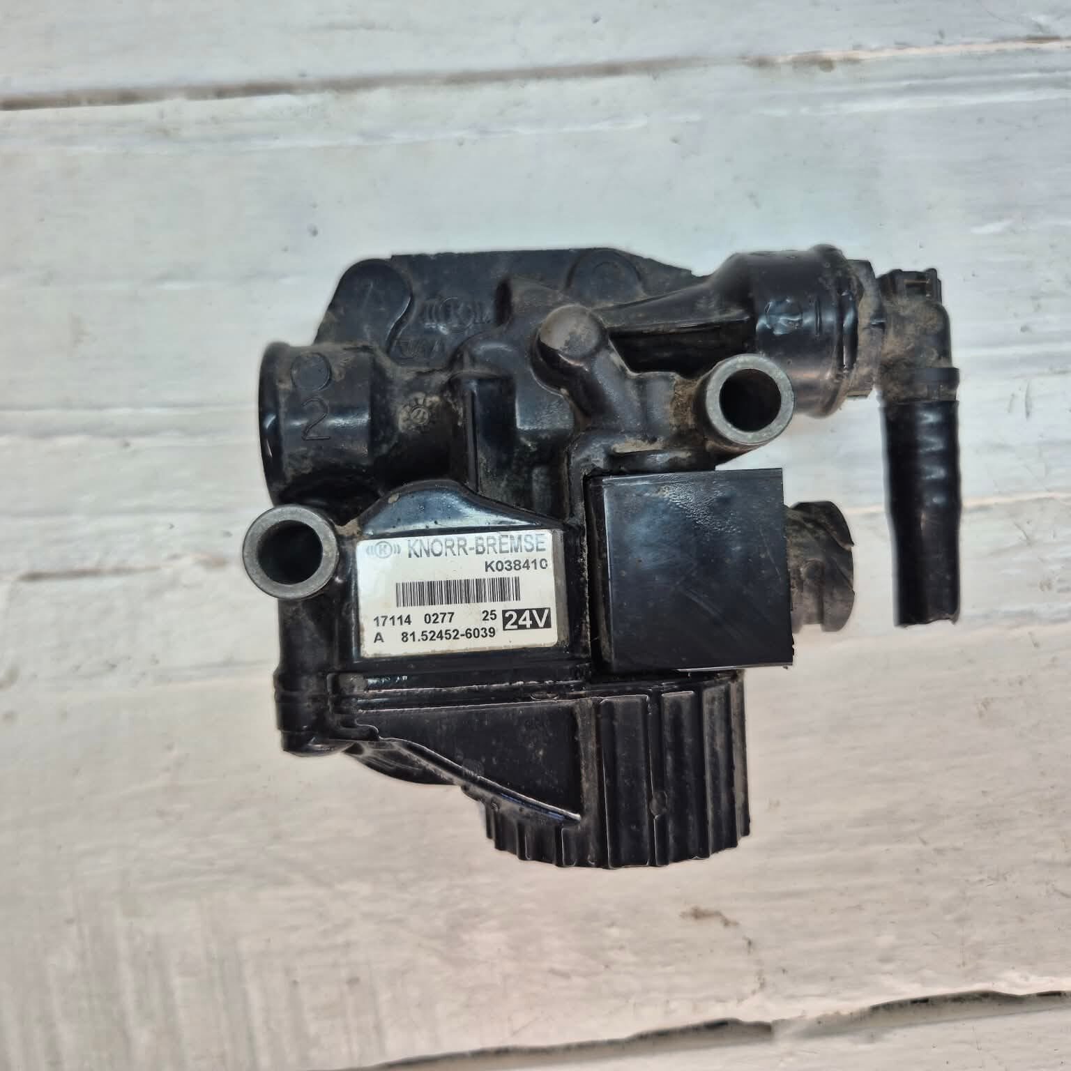 man front axle ebs valve 81524526039